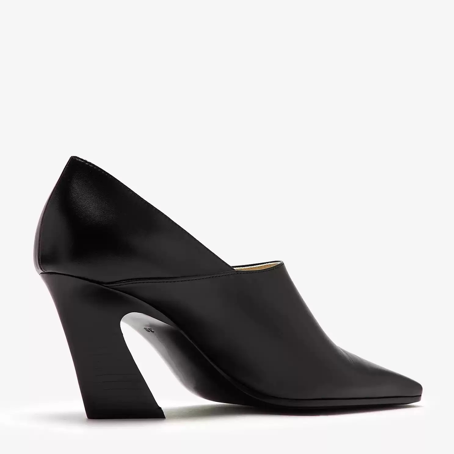 حذاء نسائي أسود من الجلد بكعب  - مراجعة Formal Wear Women'S Loafers وسعره