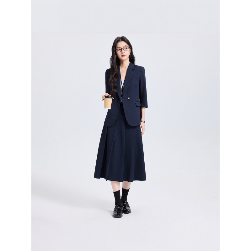 طقم بدلة نسائية باللون الأزرق  - مراجعة Women Formal Wear For Interview وسعره