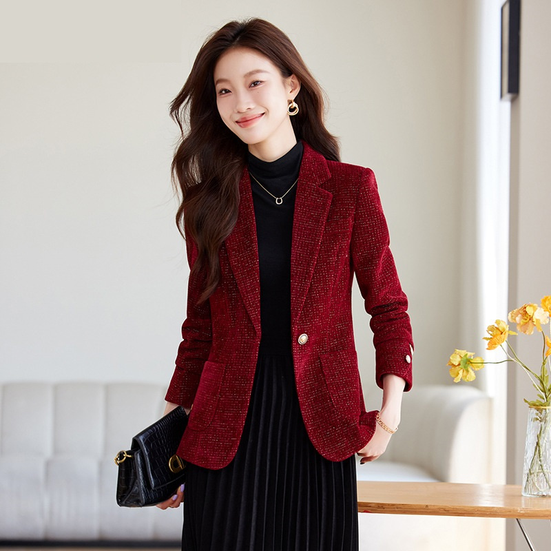 معطف بليزر نسائي أسود أحمر كاك - مراجعة Women Formal Wear With Black Blazer وسعره