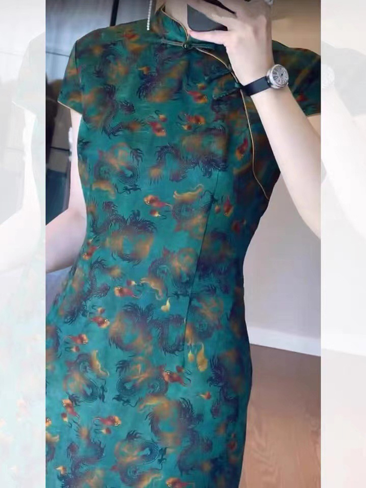 فستان طويل أنيق باللون الأخضر  - مراجعة Formal Dress Female وسعره